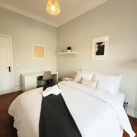 Entrecampos 1 L Stylish 1 Min To Metro & 5 Min To Campo Grande Park I Soar L