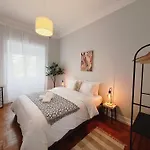 Soar Home Guest House L Entrecampos 1 L Stylish Stay 1 Min To Metro & 5 Min To Campo Grande Park *