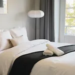 Soar Home Guest House L Entrecampos 1 L Stylish Stay 1 Min To Metro & 5 Min To Campo Grande Park