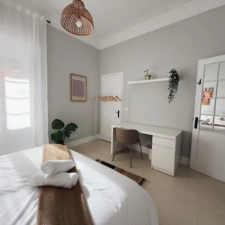 Entrecampos 1 L Stylish 1 Min To Metro & 5 Min To Campo Grande Park I Soar L * Lissabon