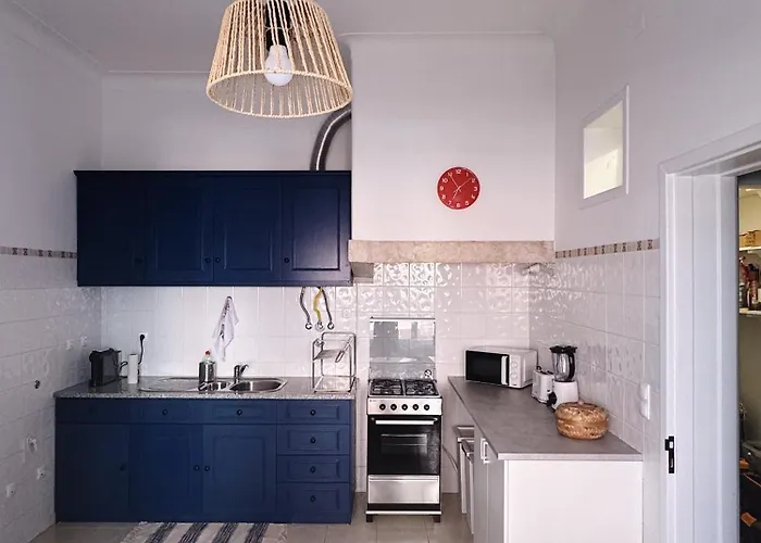 Soar L Entrecampos 1 L Stylish 1 Min To Metro & 5 Min To Campo Grande Park Homestay *