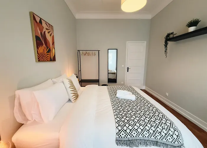 Soar L Entrecampos 1 L Stylish 1 Min To Metro & 5 Min To Campo Grande Park * Lizbona
